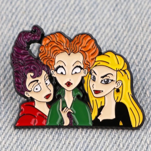 1 LEFT‼️ Hocus Pocus Enamel Pin Large Witches Brooch Halloween Movie Fan Gift - Picture 6 of 8